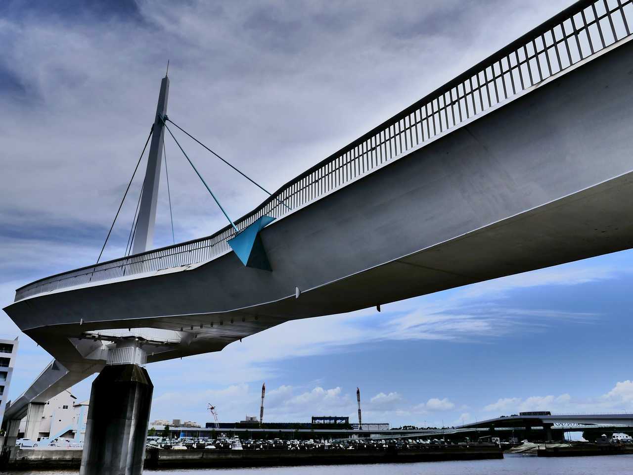 八景島の歩道橋 2023年6月