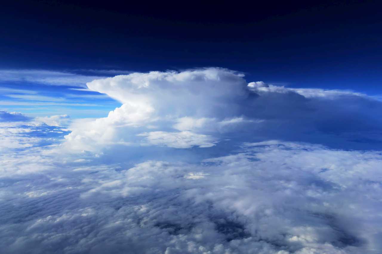 飛行機からの積乱雲 2023年9月 通常処理