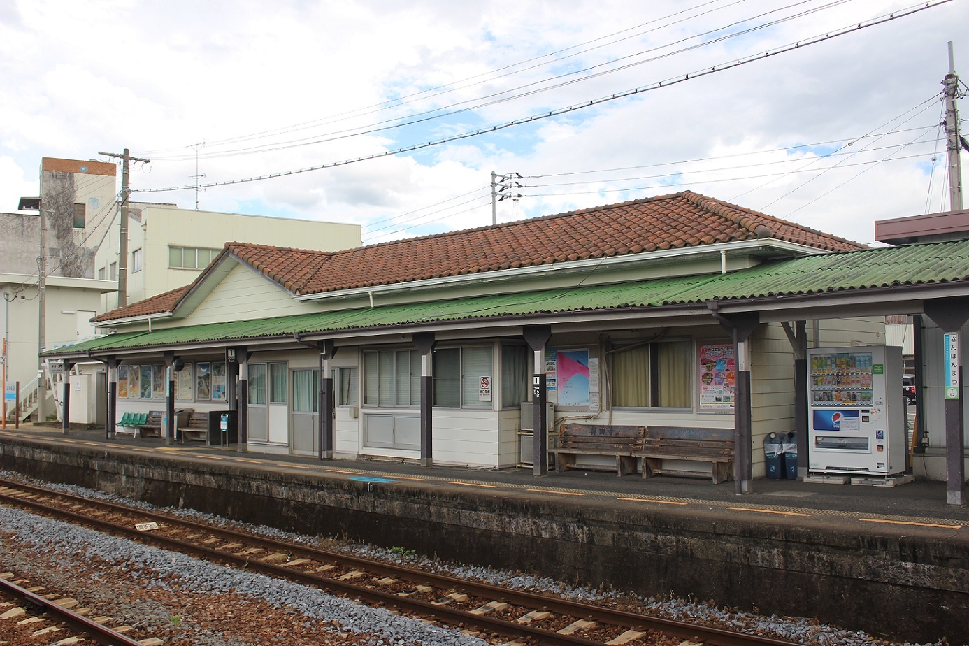三本松駅a104