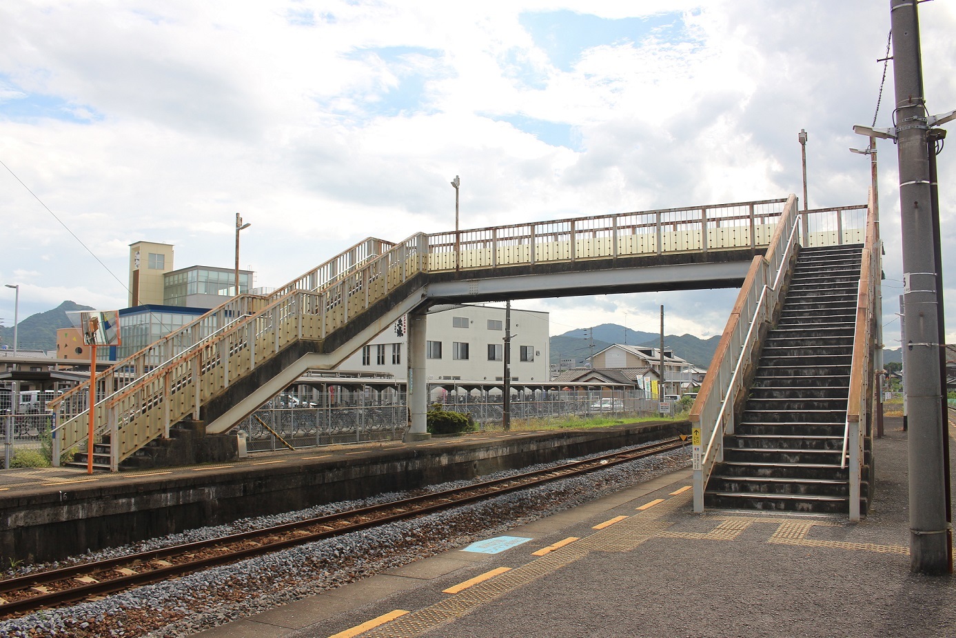 三本松駅a117