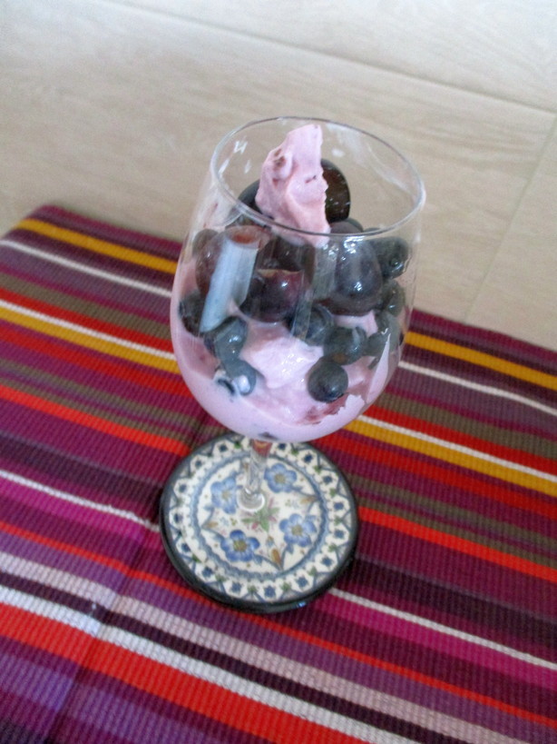 dolce_bicchiere_frozen_yogurt_mirtillo_mirtilli_uva_nera2_230725