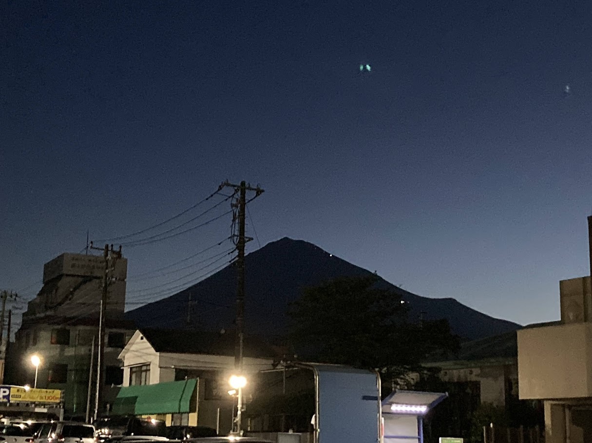 2023富士山/灯り