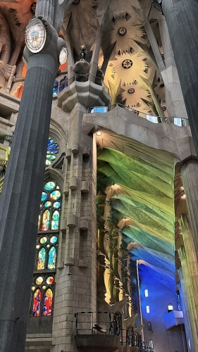 3db 600 light through stained glass of Sagrada Familia