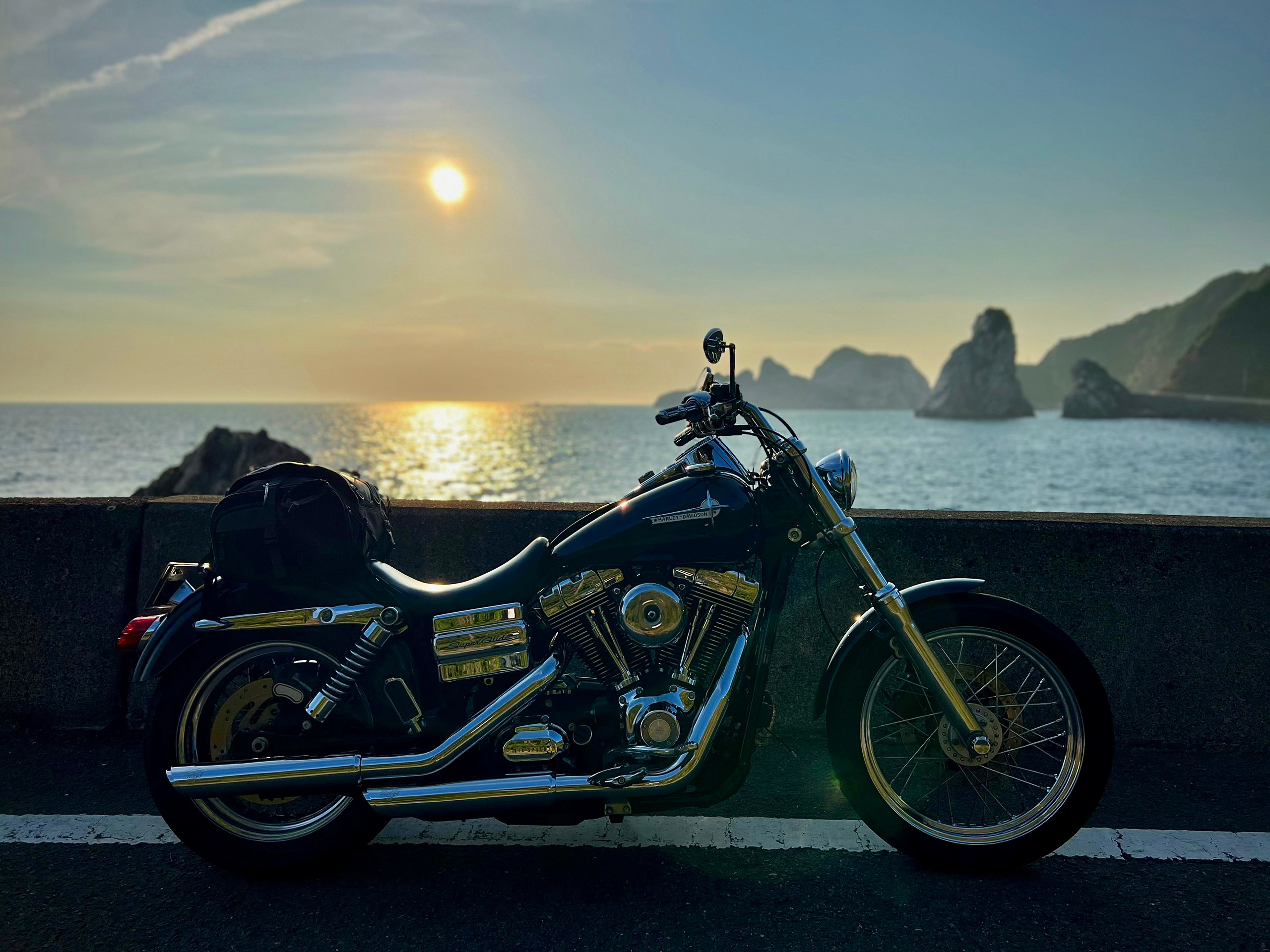 白崎海洋公園の夕陽　バイク　絶景