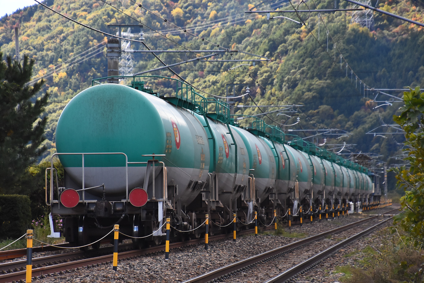 2023年10月21日撮影　西線貨物8084ﾚ　洗馬→日出塩　後撃ち