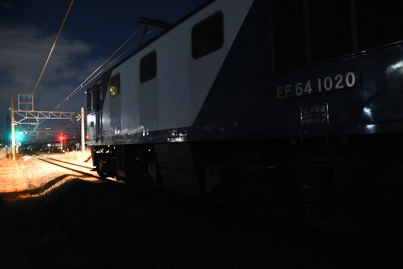 2023年12月29日撮影　西線貨物6089ﾚ　EF64-1020号機　更新色先頭　2
