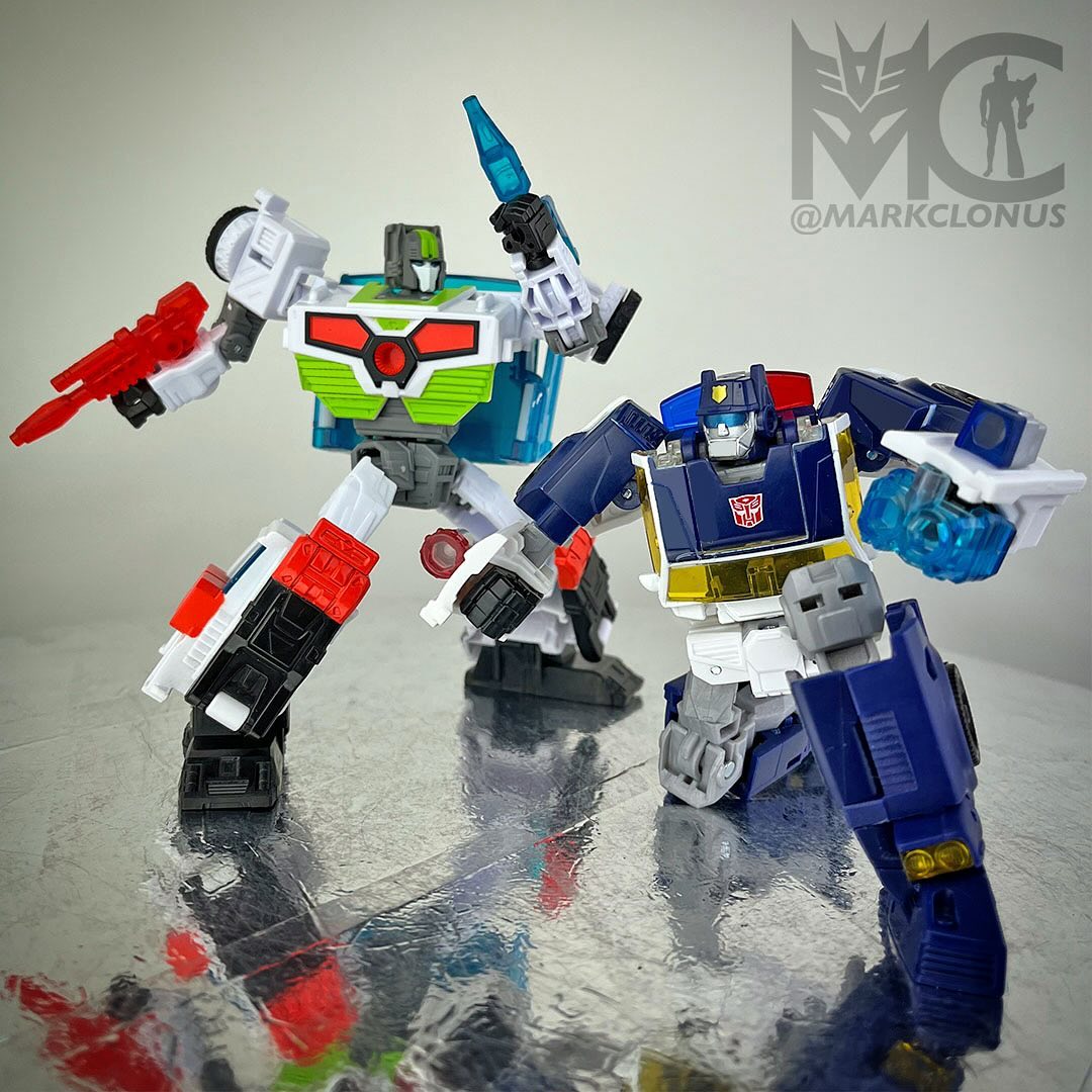 トランスフォーマーレガシーエヴォリューション メディックス