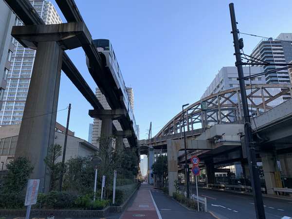 羽田空港アクセス鉄道の交差