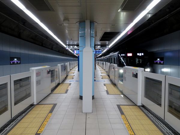 東急新横浜線新綱島駅