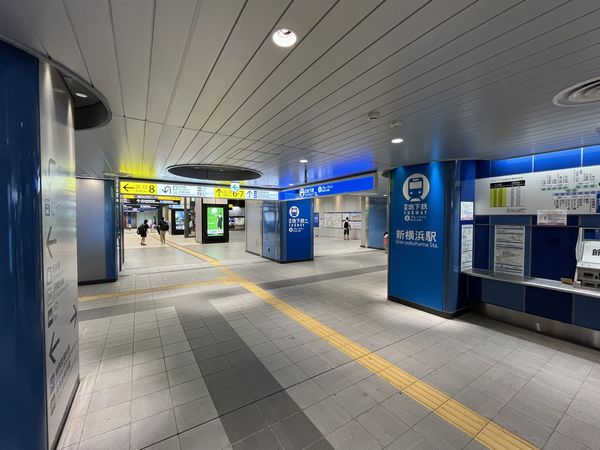 市営地下鉄コンコース中央に新設された改札口